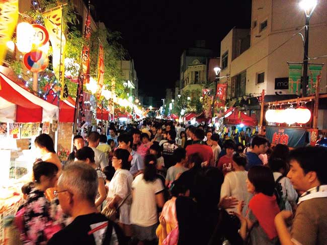 毎週土曜は福山駅前商店街の夏祭りへ