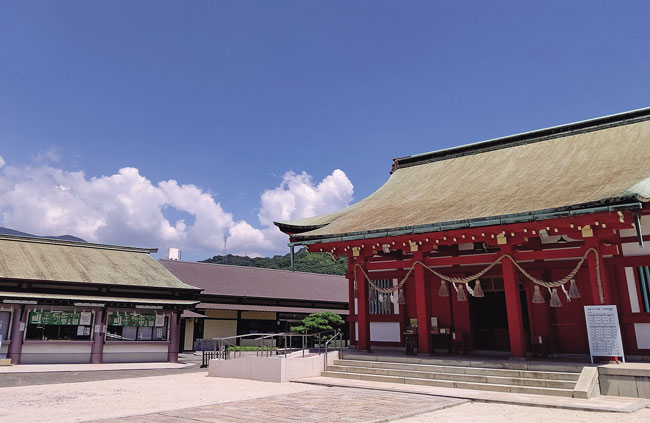 亀山神社