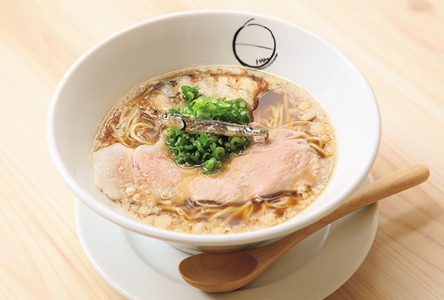 ラーメン、うな重、焼き鳥割烹が手掛ける異色の3品