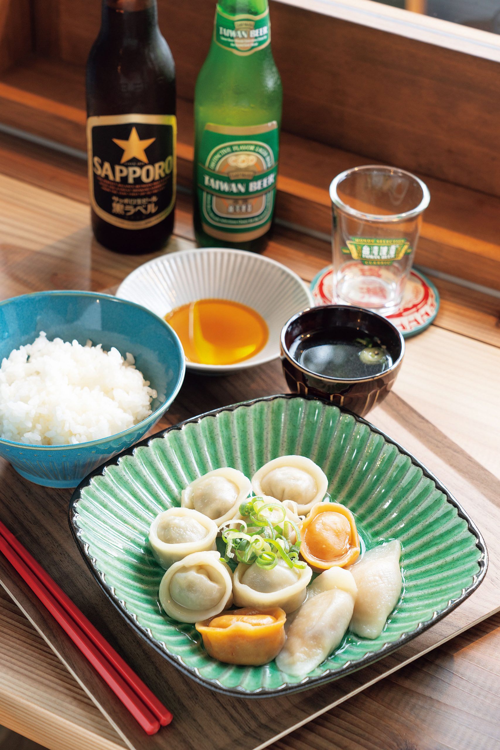 皮から手作りの水餃子とソフトクリームのお店へ