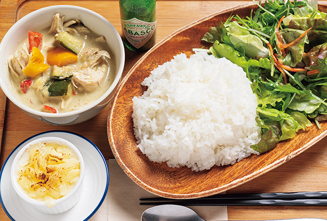 精肉店直営の焼肉店で食すこだわりのグリーンカレー