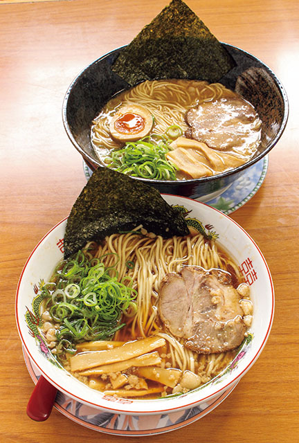 2種類のラーメンと定食 ガッツリ食べられる食堂