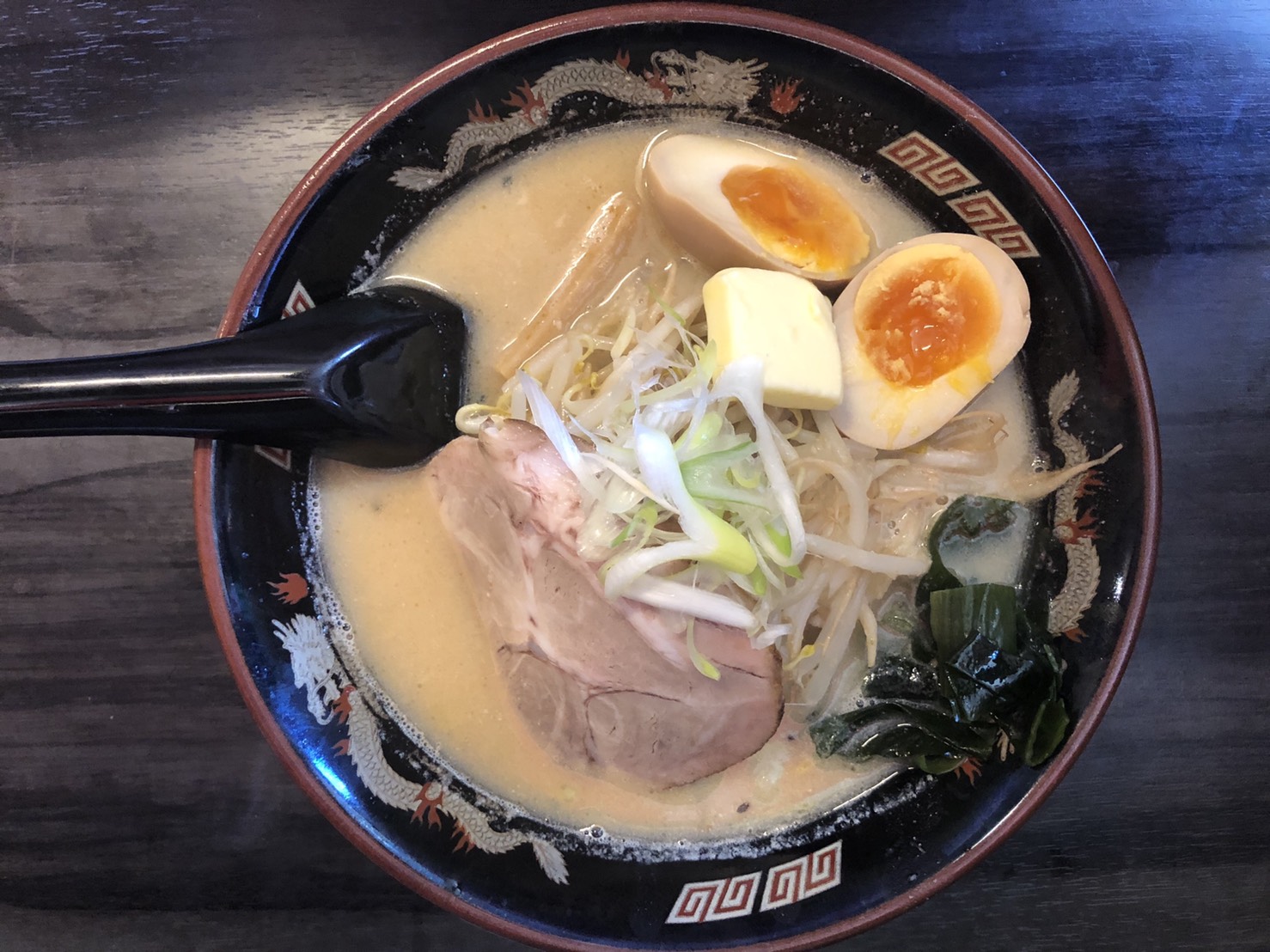 美味しいと噂のラーメン店へ！